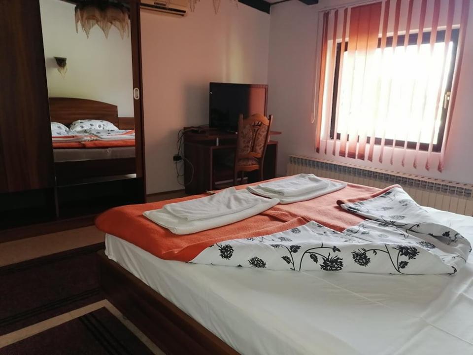 Sulentic Sobe I Restoran Bed & Breakfast Virovitica Ngoại thất bức ảnh