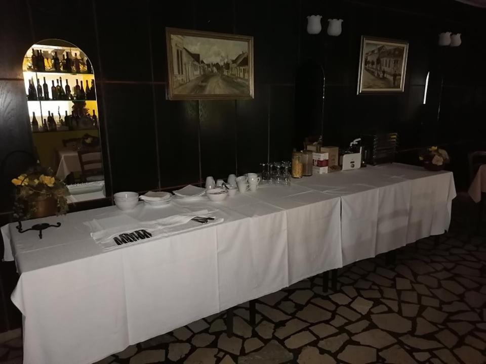 Sulentic Sobe I Restoran Bed & Breakfast Virovitica Ngoại thất bức ảnh